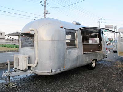 '67 AIRSTREAM SAFARI �Q�Q�t�B�[�g