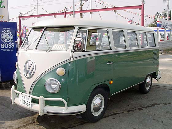 '66 VW T-2 13WINDOW