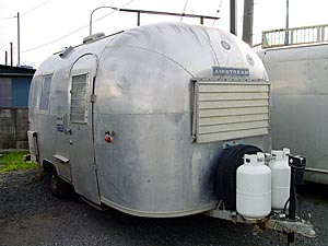 '64 AIRSTREAM BAMBI II PVtB[g