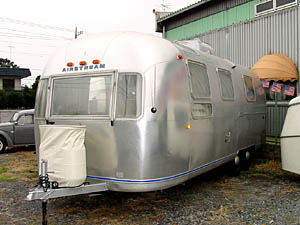 '72 AIRSTREAM LAND YACHT QTtB[g