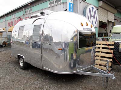 '64 AIRSTREAM BAMBIUPVtB[g