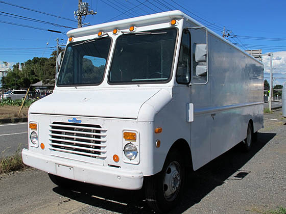 '85 CHEVY STEP VAN