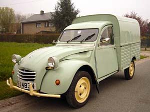 '74 CITROEN 2CV FORGONNETTE